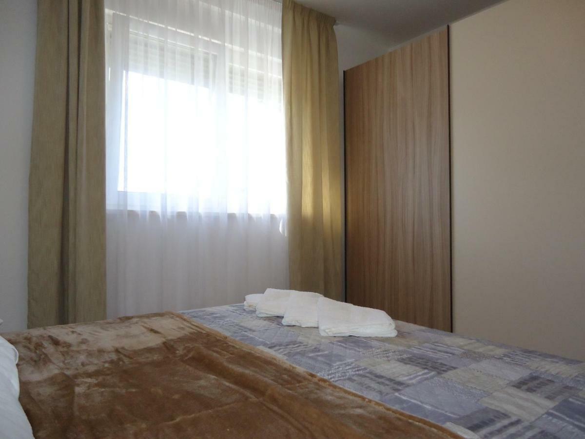 Pipe Apartman