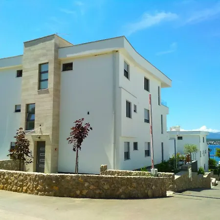 Apartment Pipe Malinska Exterior photo